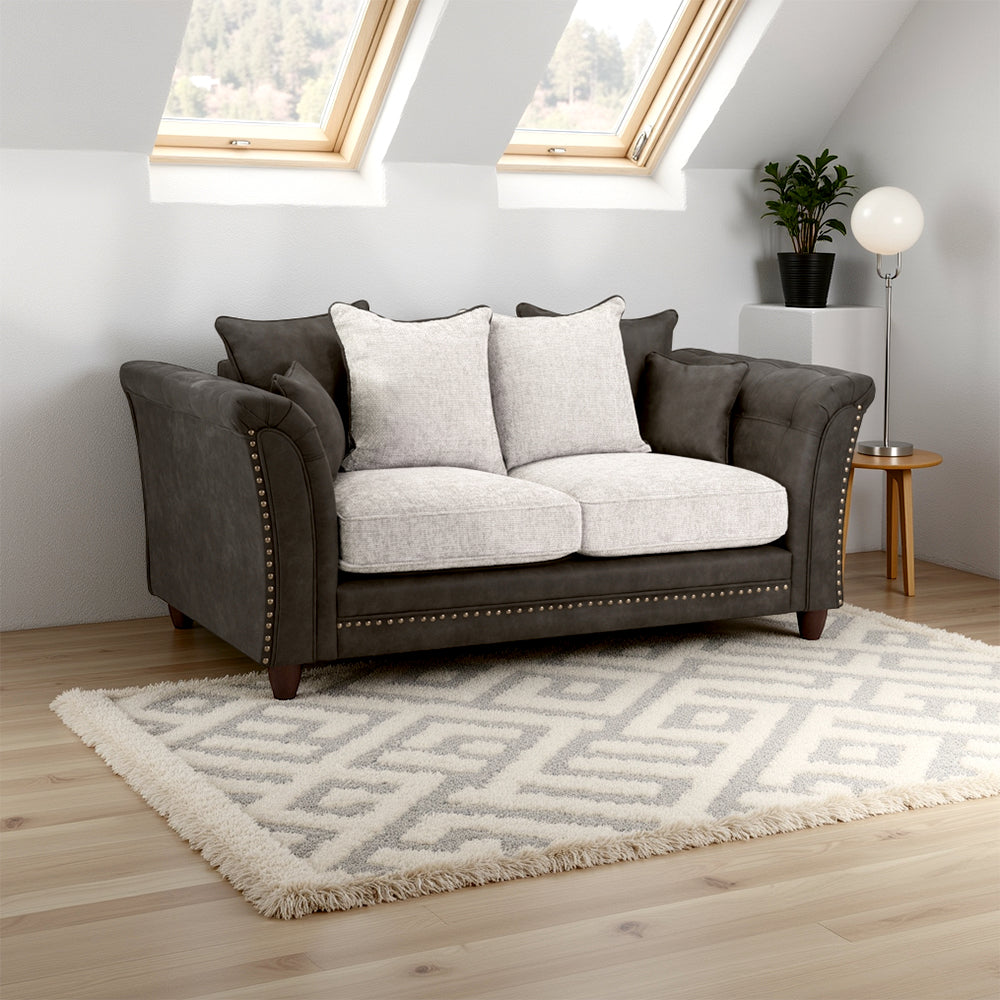 Best Sofas for Small Apartments: Maximise Space & Style