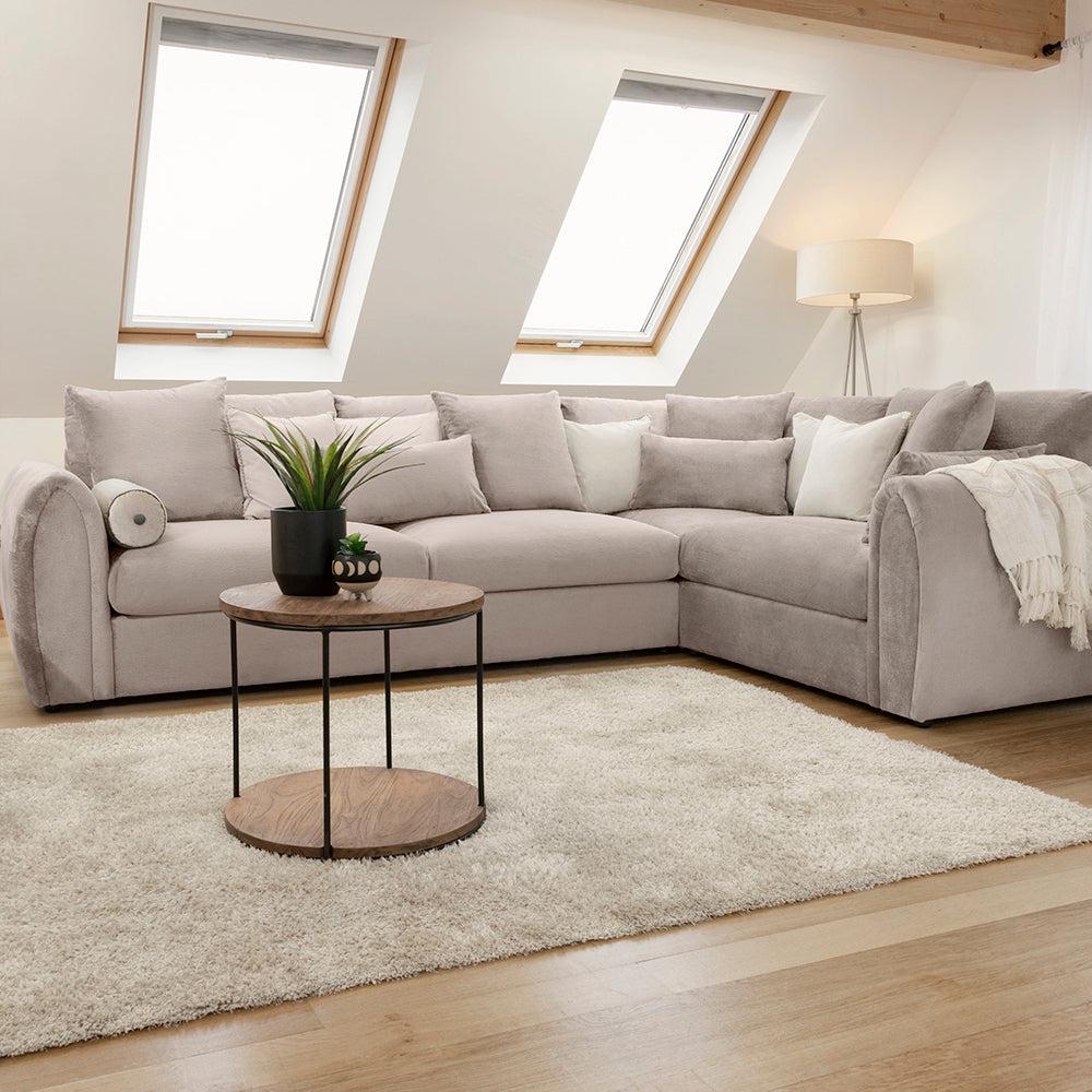 What Colours and Cushions Go with Your Brown Sofas