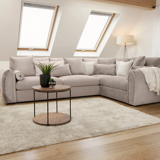What Colours and Cushions Go with Your Brown Sofas