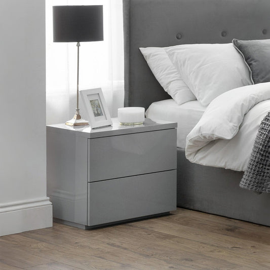 How to Choose a Bedside Table?