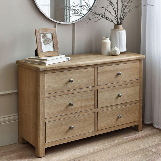How to Dress a Chest of Drawers and Make the Most of Your Bedroom