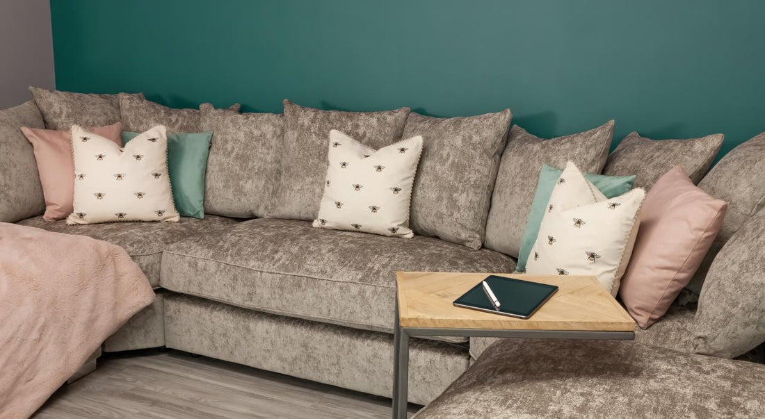 Maximizing Small Living Spaces: The Guide to Choosing the Perfect Sofa Bed