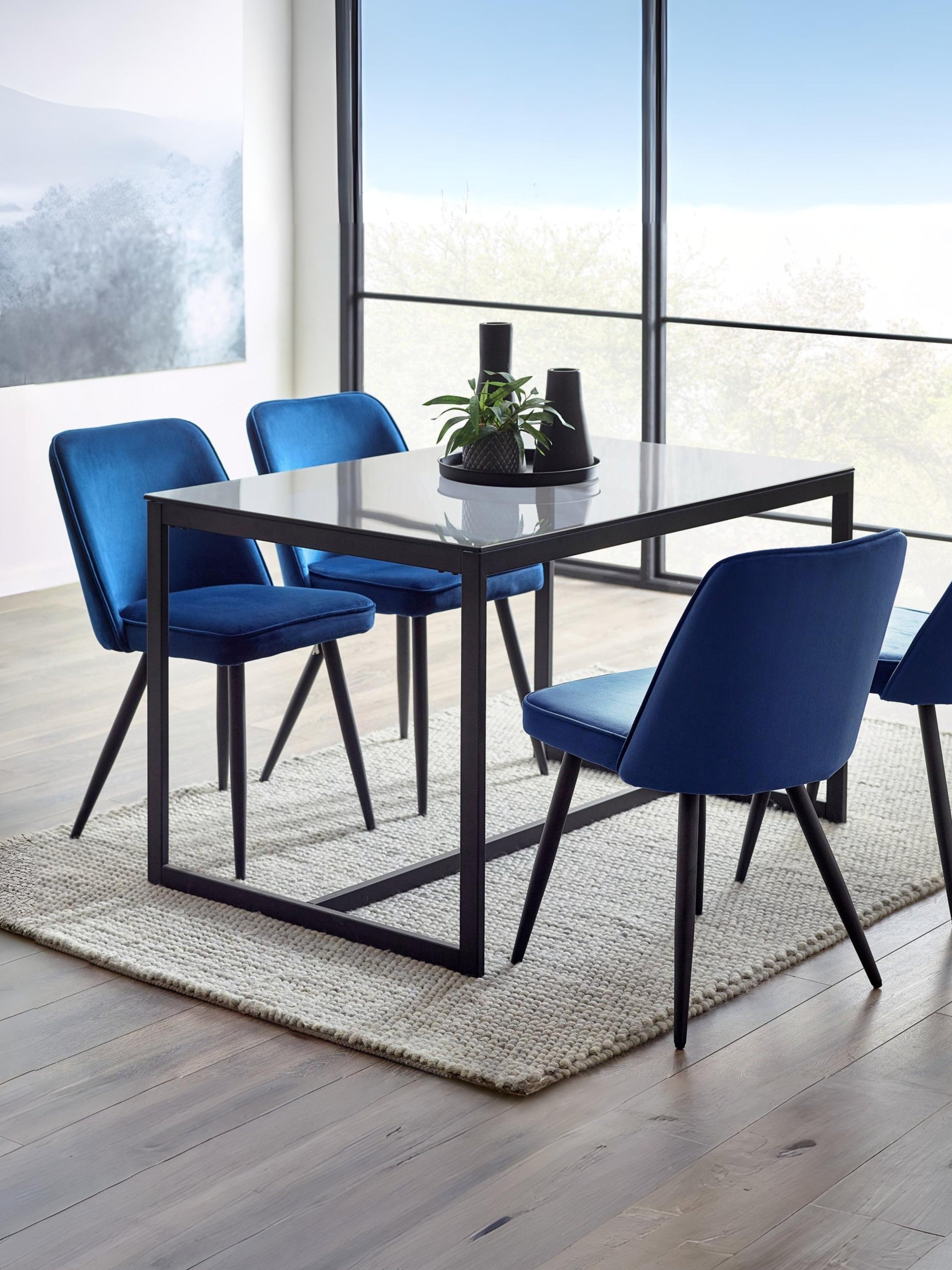 Cypress Dining Table Smoked Glass/Black