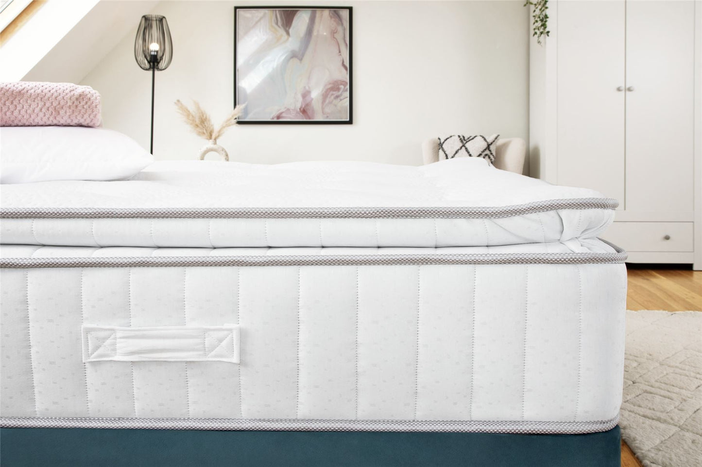 Ember Medium Mattress King