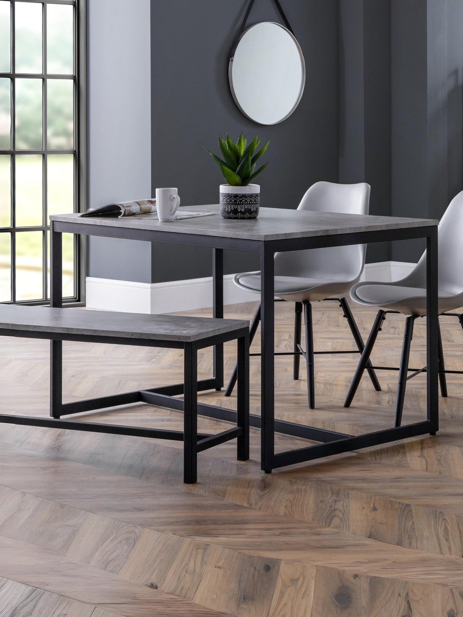 Tala Concrete Dining Table Concrete/Black
