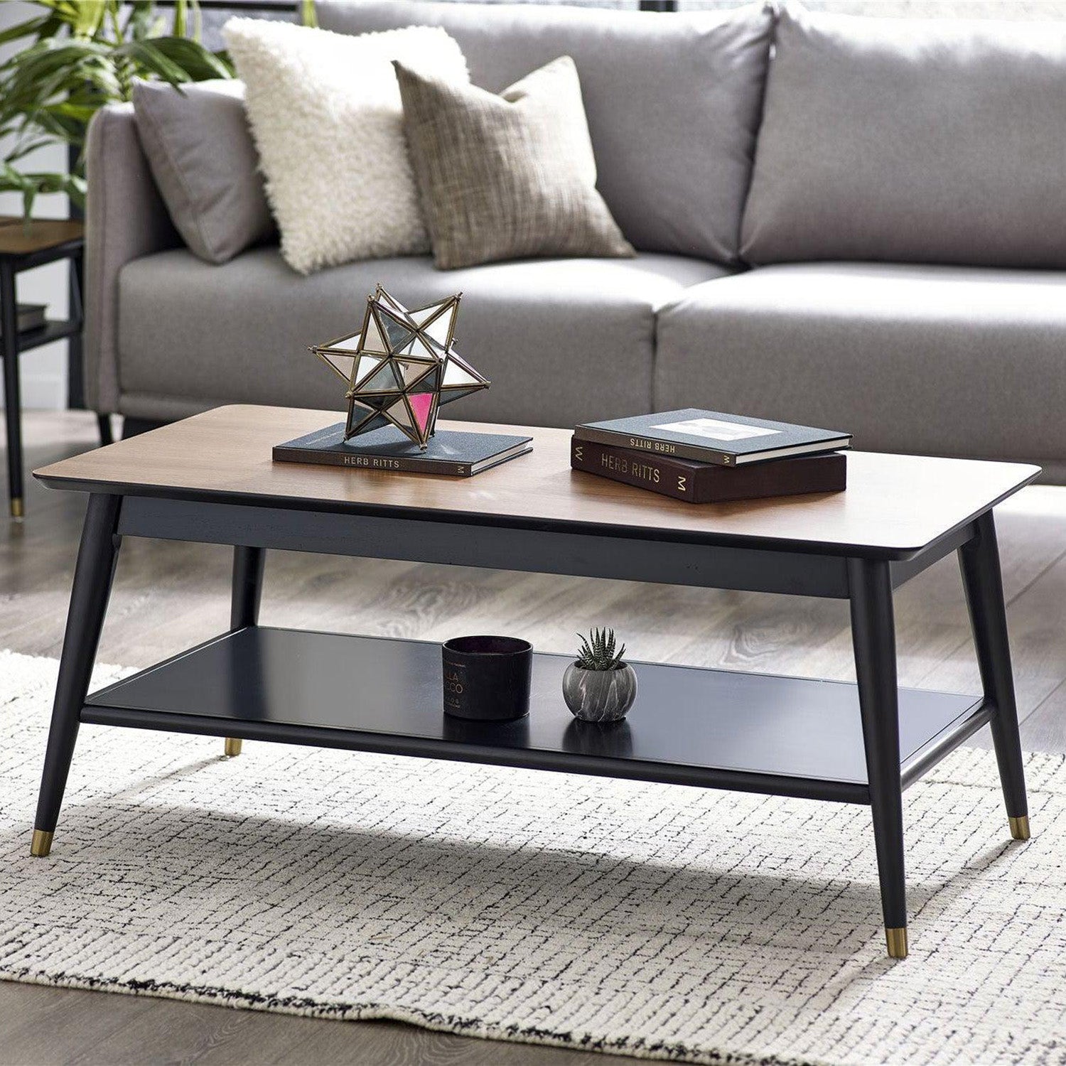 Flavia Coffee Table Black/Walnut